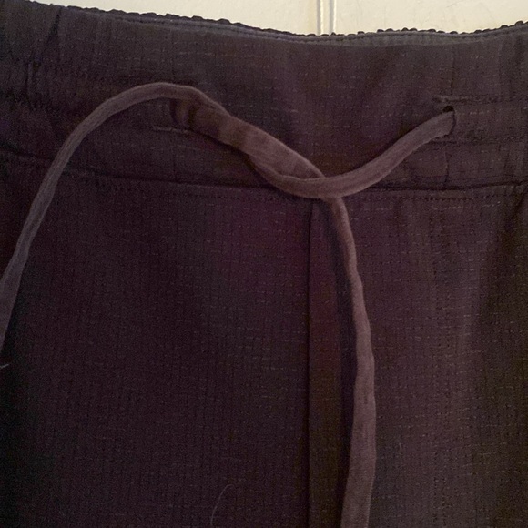 Lululemon Pace Breaker Short 8.5" Swim
Black size M shorts summer athletic - Picture 6 of 13